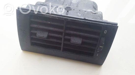 BMW 5 E39 Dash center air vent grill 8391182 8391182