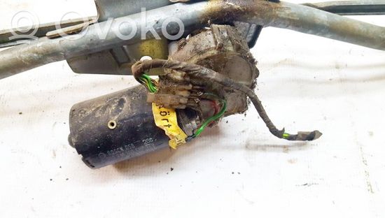 Volkswagen PASSAT B3 Wiper motor 0390241108 357955113C 0390241108 357955113C