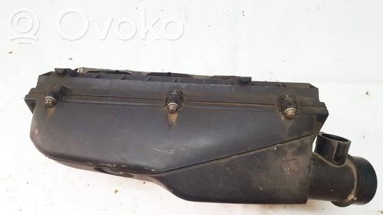 Mercedes-Benz C W203 Air filter box a6110901601 a6110901601