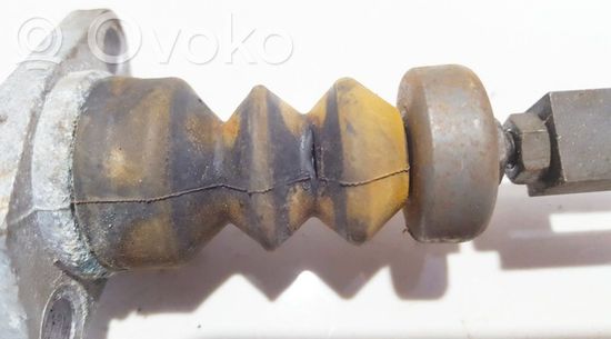 Audi 80 90 S2 B4 Clutch master cylinder 8937214014d 8937214014d