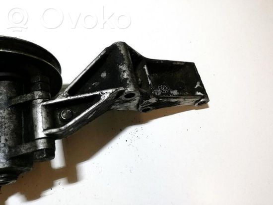 BMW 5 E34 Engine mounting bracket a505 a505