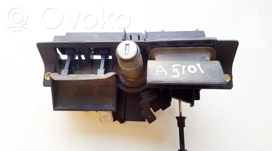 Audi A6 S6 C5 4B Tailgate/trunk/boot lock/catch/latch 4B0827565F 8D9827565C 4B0827565F 8D9827565C