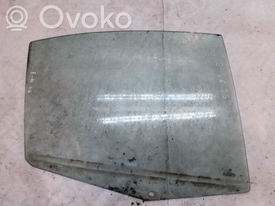BMW 3 E46 Rear door window glass
