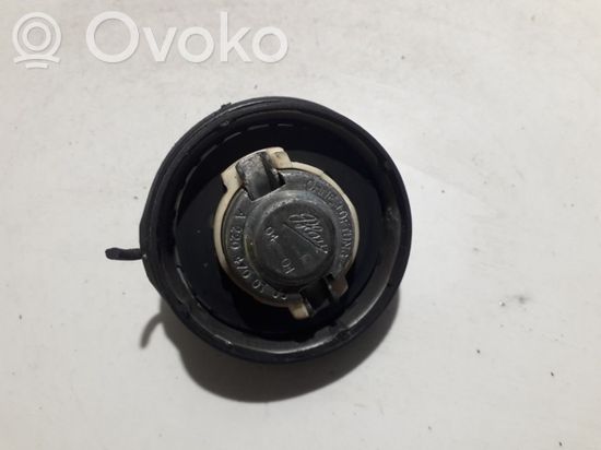 Mercedes-Benz S W220 Fuel tank filler cap A2204700105 A2204700105