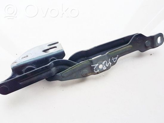 Audi A4 S4 B5 8D Tailgate/trunk/boot hinge 8d5827301a 8d5827301a