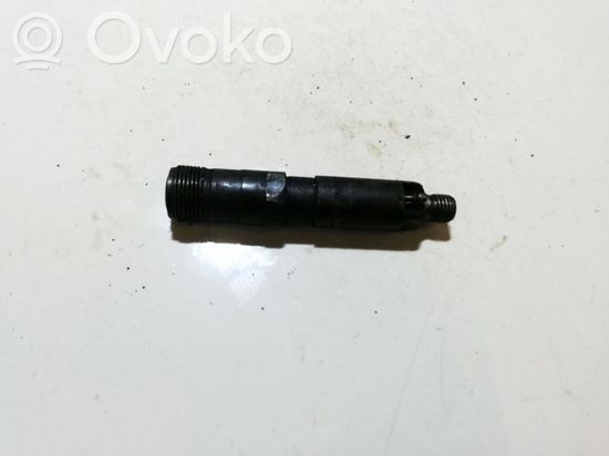 Mercedes-Benz E W124 Fuel injector 0000100551 kce28s3 0000100551 kce28s3
