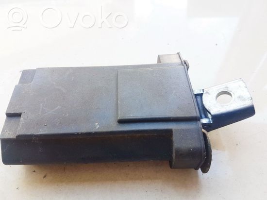Mercedes-Benz C W202 Rear door check strap stopper