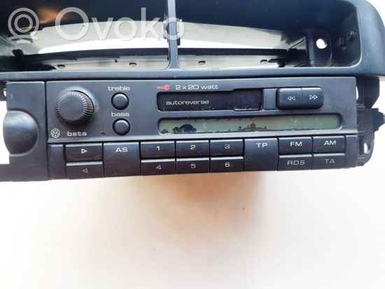 Volkswagen Vento Radio/CD/DVD/GPS head unit 1H6819736 1H6819732 1H6819736 1H6819732