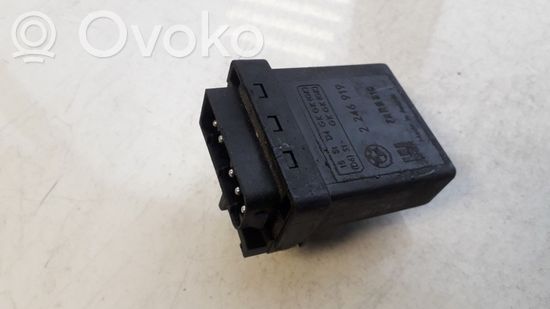 BMW 5 E39 Glow plug pre-heat relay 2246919 72RB510 2246919 72RB510