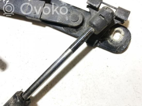 BMW 3 E36 Tailgate/trunk strut/damper