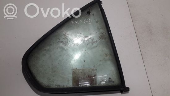 BMW 3 E36 Rear vent window glass