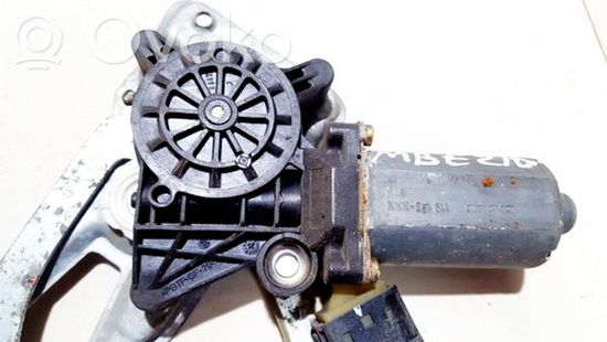 Mercedes-Benz E W210 Front door window regulator motor 0130821709 119 153-xxx 0130821709 119 153-xxx