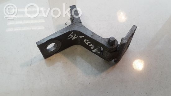 Audi A4 S4 B5 8D Rear door lower hinge