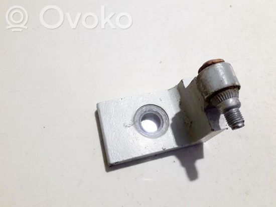 BMW 5 E60 E61 Front door upper hinge 7068078 7068078