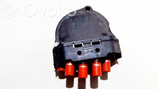 BMW 3 E36 Spark distributor cap 1727371 8002 1727371 8002