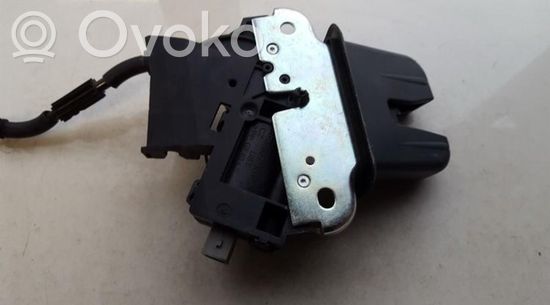 Audi A4 S4 B7 8E 8H Tailgate/trunk/boot lock/catch/latch 4F5827505D 4F5827505D
