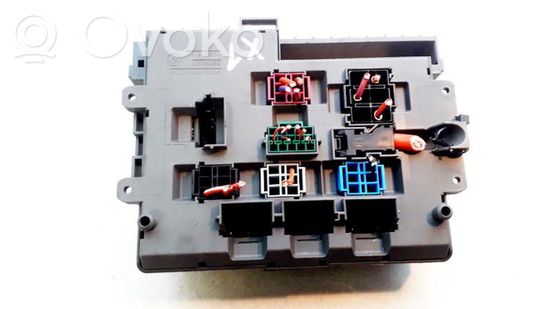 BMW 3 E90 E91 Fuse box set 9119446 10688701 9119446 10688701