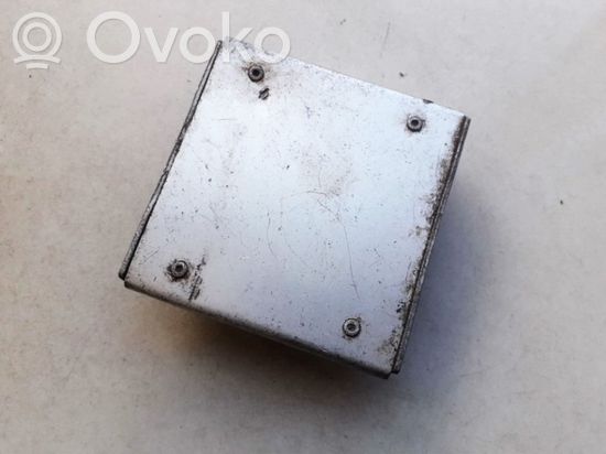 Audi A4 S4 B5 8D Coolant fan relay 8D0959493 8D0959493