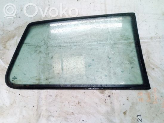 Volkswagen Golf IV Rear side window/glass