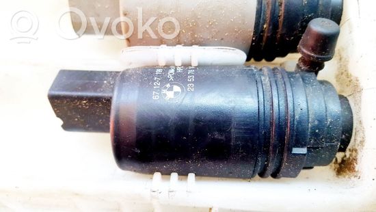 BMW 3 E90 E91 Windscreen/windshield washer pump 61677068996 61.677068996 61677068996 61.677068996