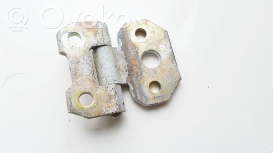 Mercedes-Benz 190 W201 Tailgate/trunk/boot hinge