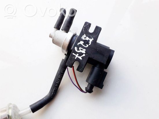 Volkswagen Golf IV Turbo solenoid valve 1j0906627a 1j0906627a