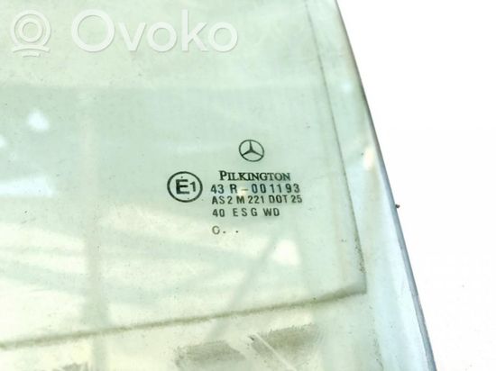 Mercedes-Benz E W210 Rear door window glass