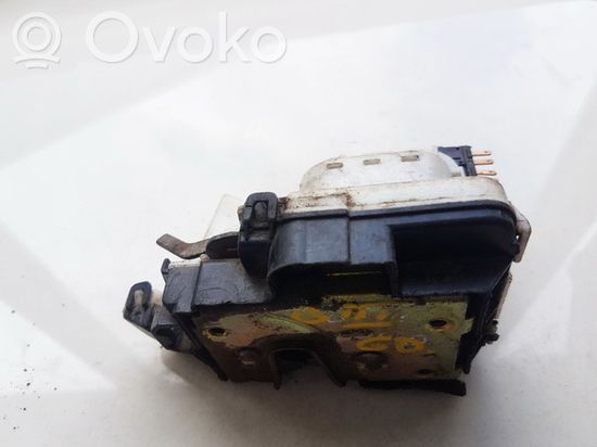 Volkswagen Golf III Rear door lock 1H4862154 1H4862154