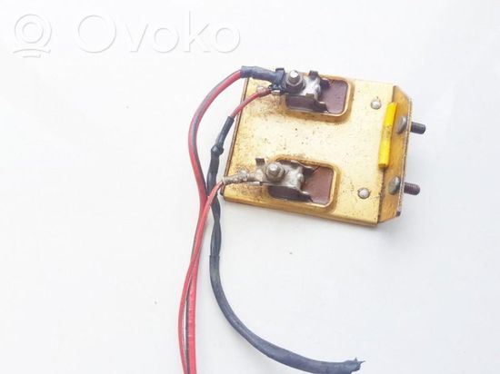 Audi A6 S6 C4 4A Coolant fan relay