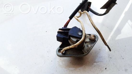 BMW 5 E39 Tailgate exterior lock 8120362 8120362