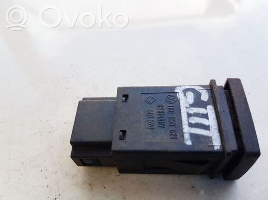 Volkswagen Golf III Windscreen/window heater switch 1H6959621 1H6959621
