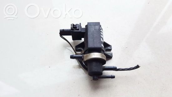 Volkswagen PASSAT B4 Turbo solenoid valve 1H0906627 1H0906627