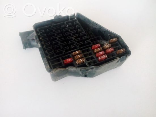 Volkswagen PASSAT B5.5 Fuse box set 8d2941824 8d2941824