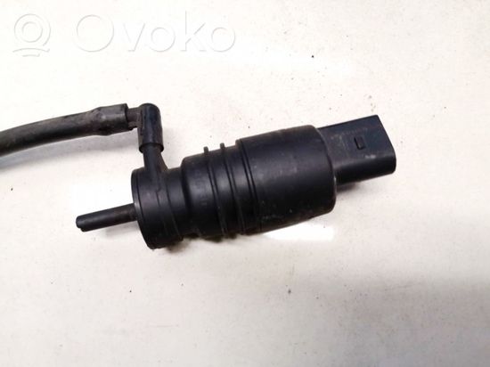BMW X3 E83 Windscreen/windshield washer pump 8352154 8352154