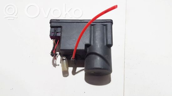 Audi A4 S4 B5 8D Vacuum pump 4A0862257A 4A0862257A