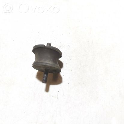BMW 5 E39 Engine mount bracket 1094916 1094916