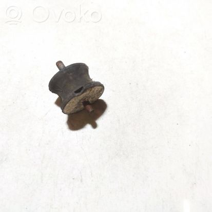 BMW 5 E39 Engine mount bracket 1094916 1094916