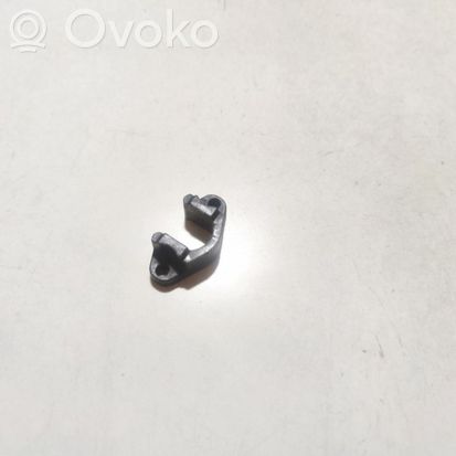 BMW 3 E46 Fuel Injector clamp holder