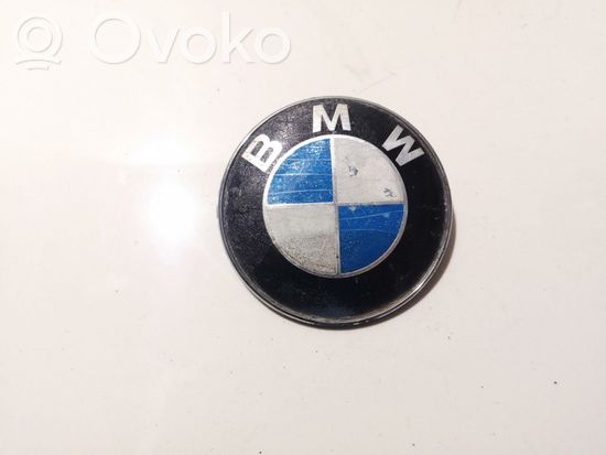 BMW 3 E90 E91 Manufacturer badge logo/emblem 51148132375 5114-8132375 51148132375 5114-8132375