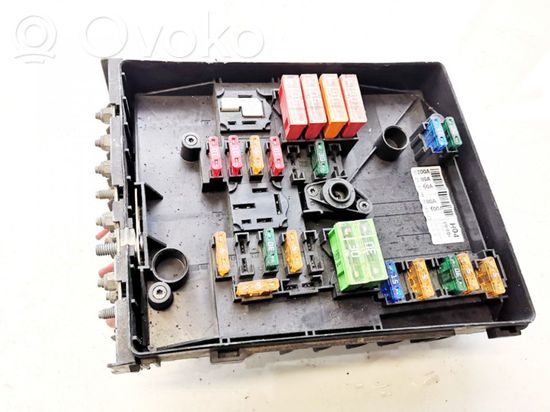 Volkswagen Golf V Fuse box set 1k0937125a 1k0937125a