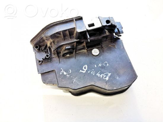 BMW X3 E83 Front door lock