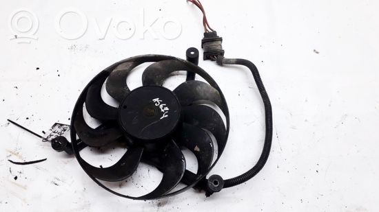 Volkswagen Golf IV Radiator cooling fan shroud