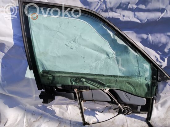 Audi 80 90 B3 Front door window/glass frame