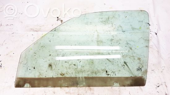 Volkswagen Golf III Front door window glass four-door