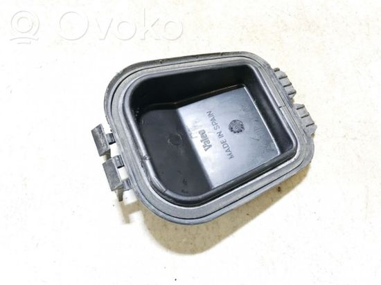 Audi A4 S4 B5 8D Headlight/headlamp dust cover