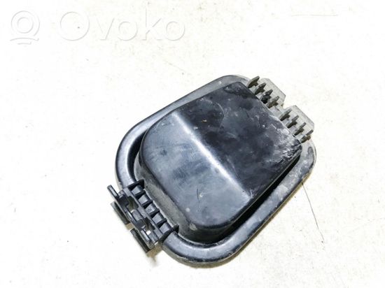 Audi A4 S4 B5 8D Headlight/headlamp dust cover