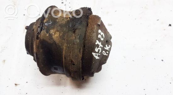 Mercedes-Benz E W210 Engine mount bracket