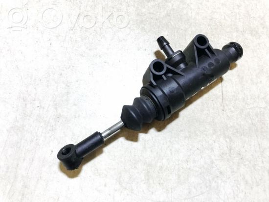 Mercedes-Benz C W203 Clutch master cylinder a2032900212 a2032900212