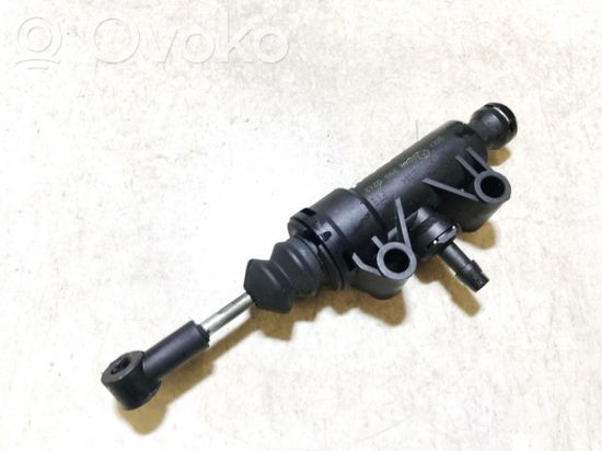 Mercedes-Benz C W203 Clutch master cylinder a2032900212 a2032900212