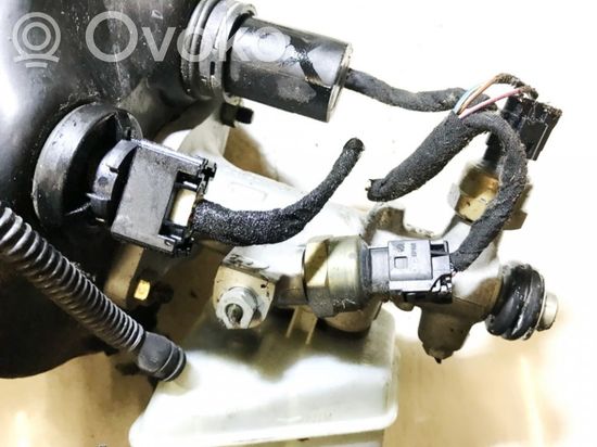 Mercedes-Benz C W203 Master brake cylinder